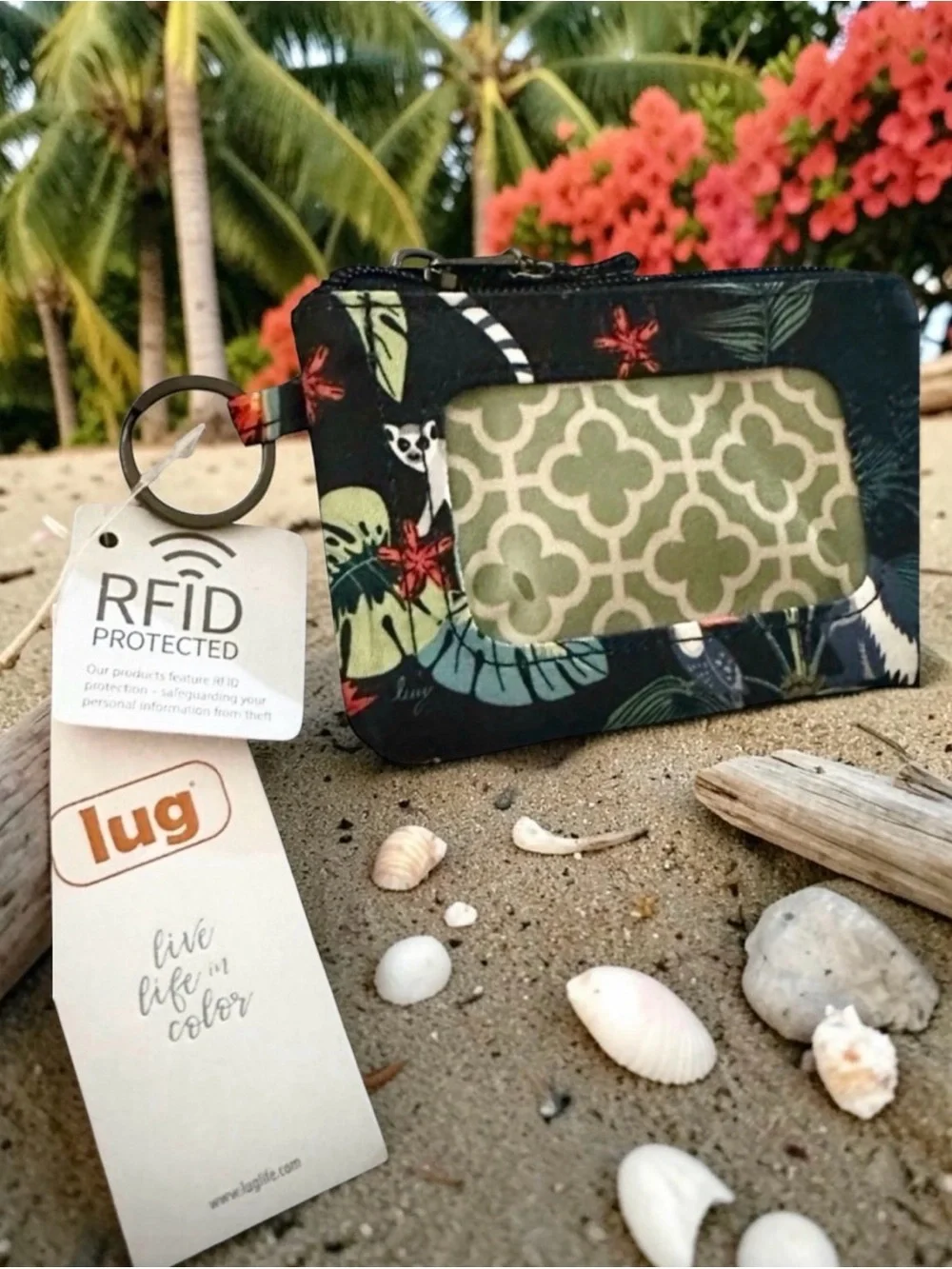 Lug Metro Wildlife Black Quilted Wallet with‎ Keychain NWT $33 MSRP